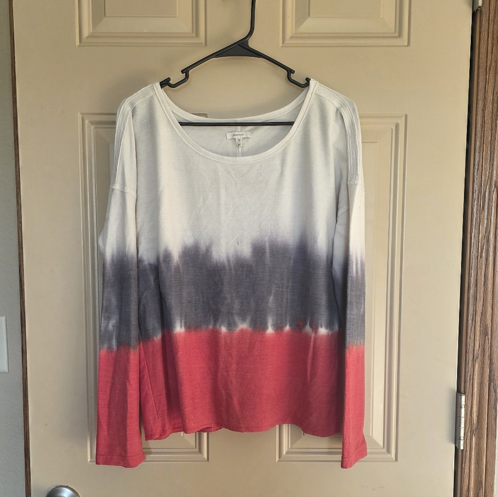 Maurices Classic White Top Red White Blue Medium